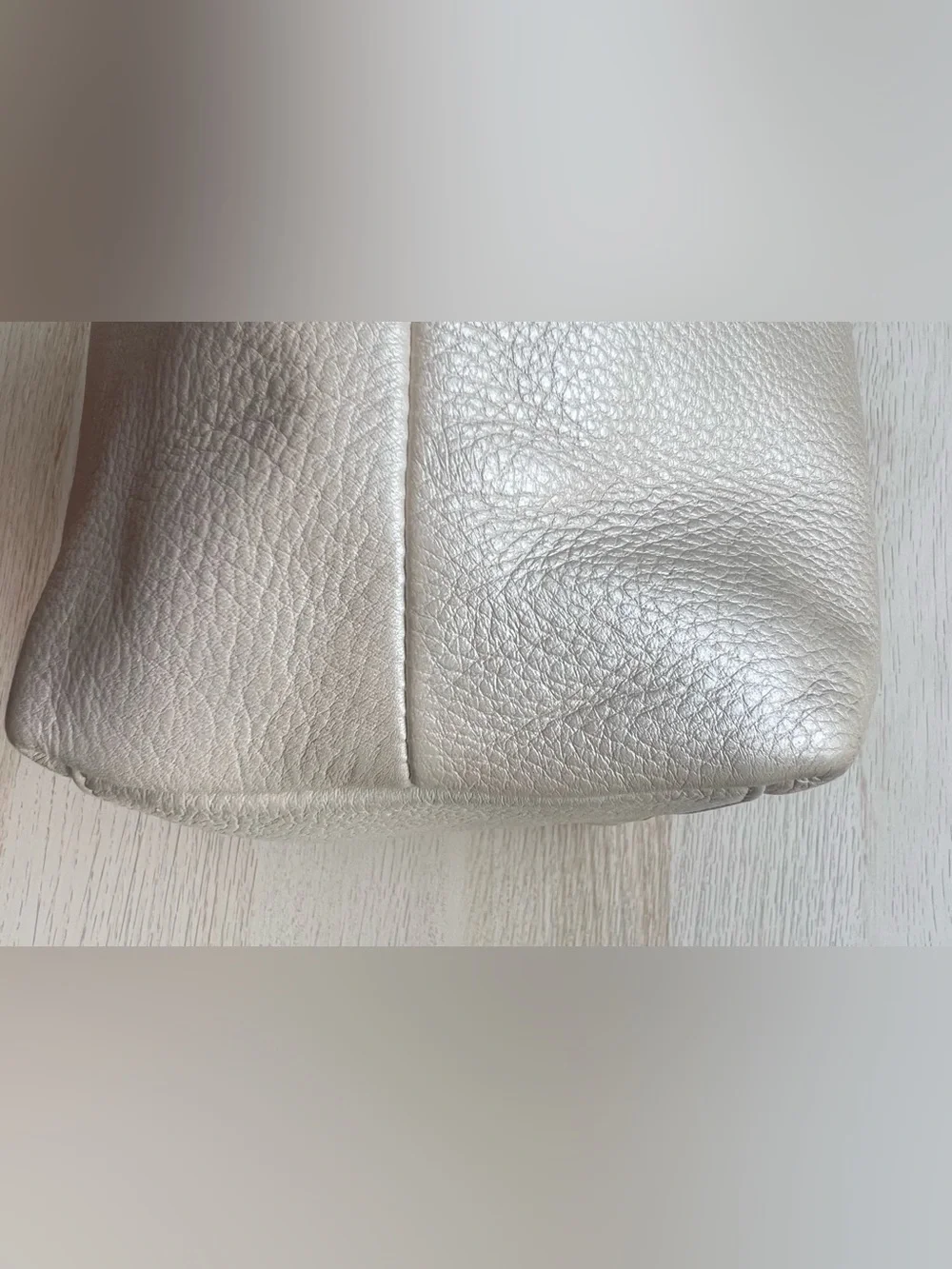 Coach Carly Tote F16174 Pearlized Champagne Shell Leather Shoulder Bag Large